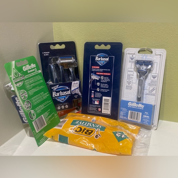 Bundle #5 Men’s Razors 🪒 !! - Picture 6 of 6